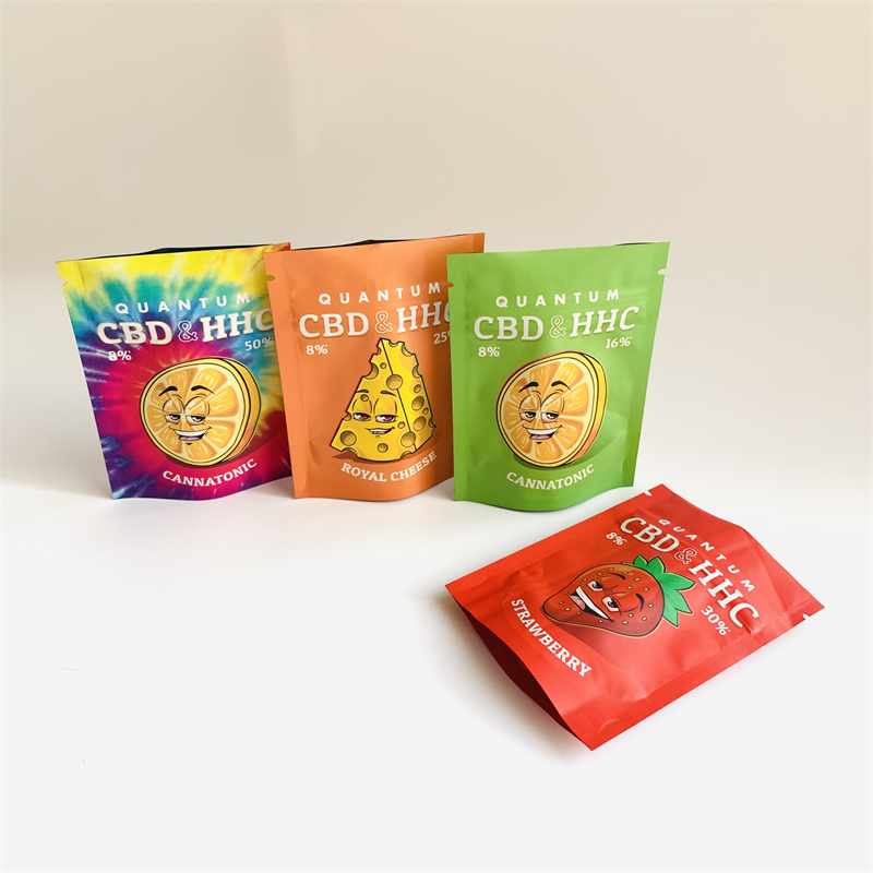 Custom Printed 3.5g Baggies Smell Proof Gummy Bear Candy Packaging Zipper Mylar Bags